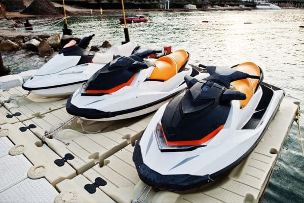 do-you-need-a-boating-license-to-rent-a-jet-ski-in-ontario